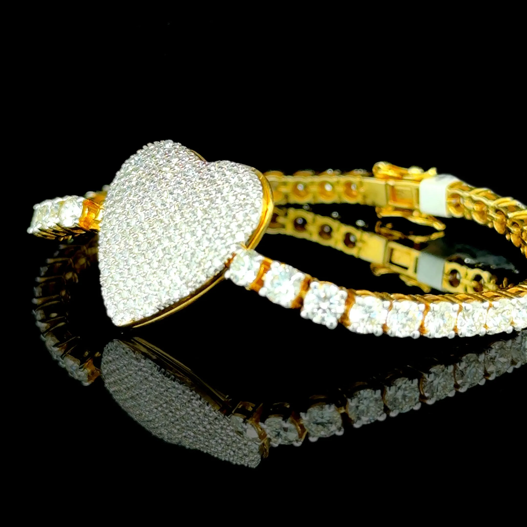 10K Yellow Gold Diamond Heart Tennis Bracelet (10.25ct)