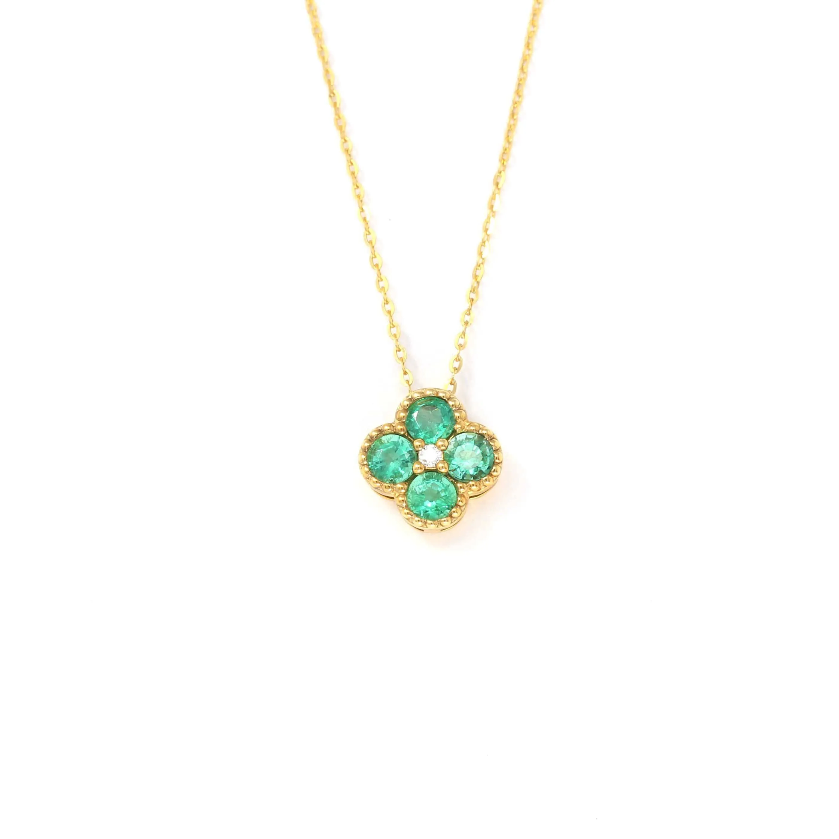 18k Yellow Gold Emerald Clover With 1/5 CTW Diamonds Pendant Necklace