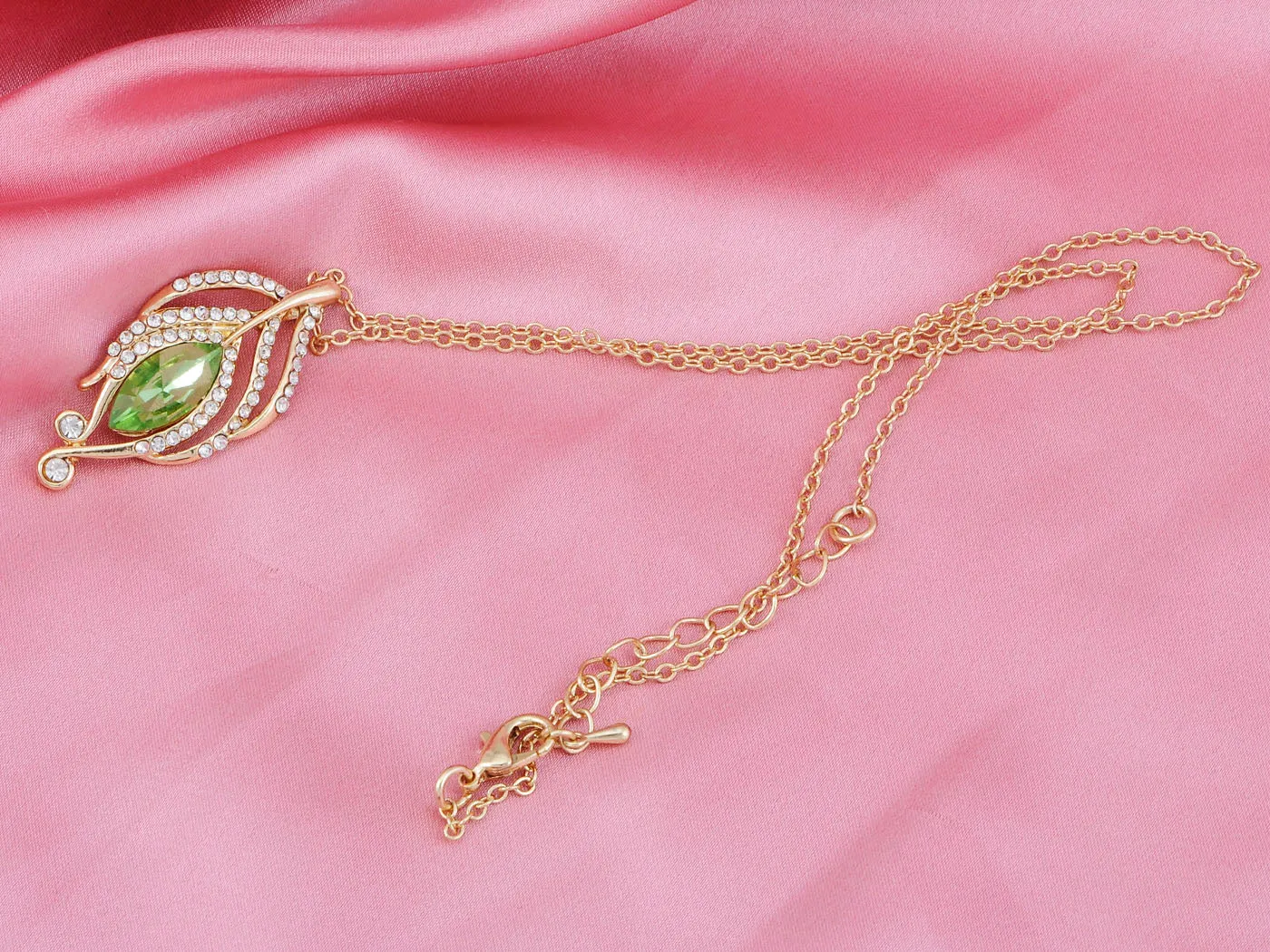 Accented Necklace With Amber Single Green Leave