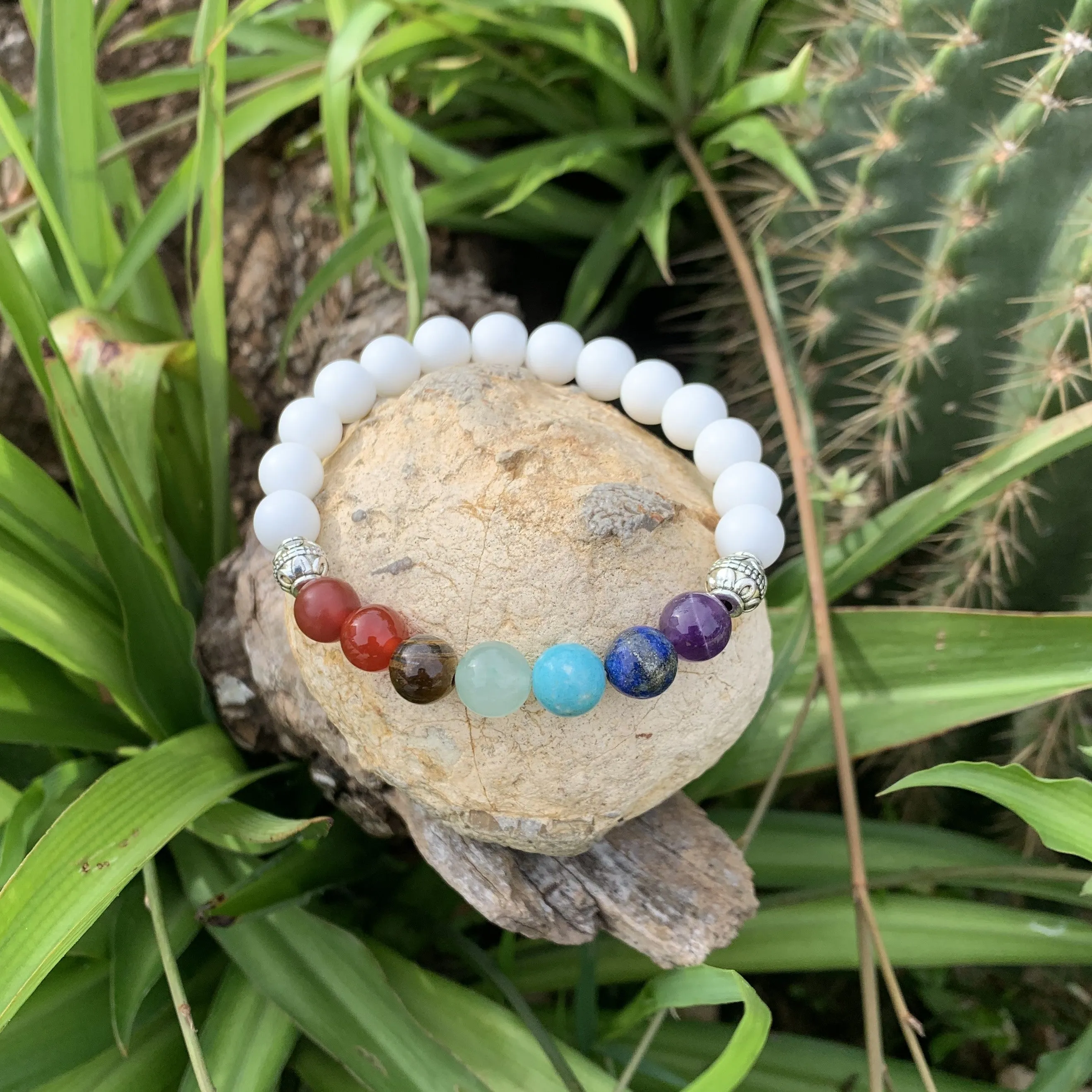 Bracelet the 7 chakras in natural pearls