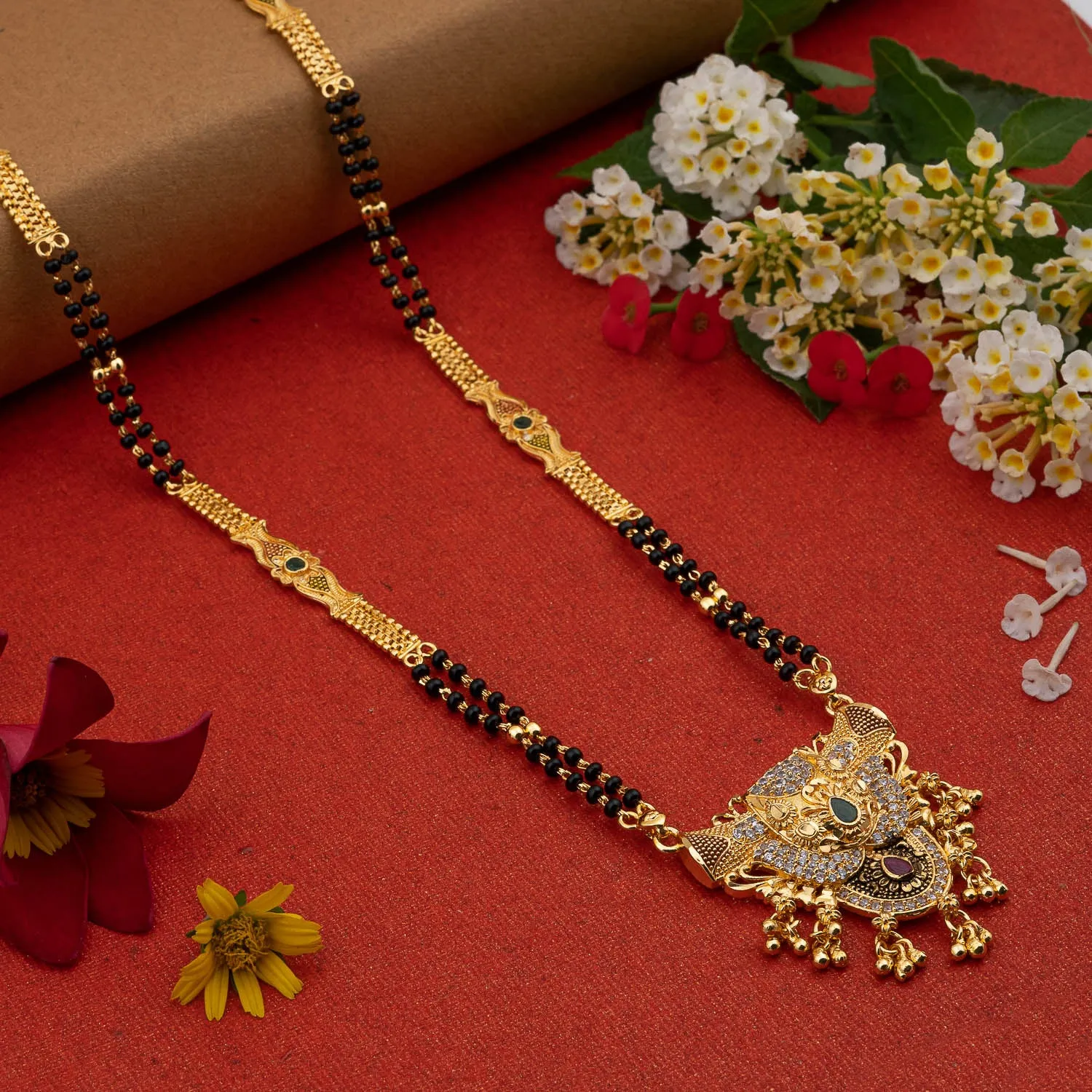 Classic Vows: Golden Graceful Tassel