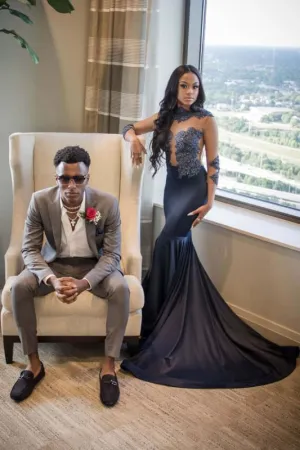 Graceful Sheer Long Sleeve Appliques Mermaid Prom Dresses