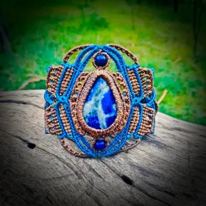 Lapis lazuli bracelet (unique design)