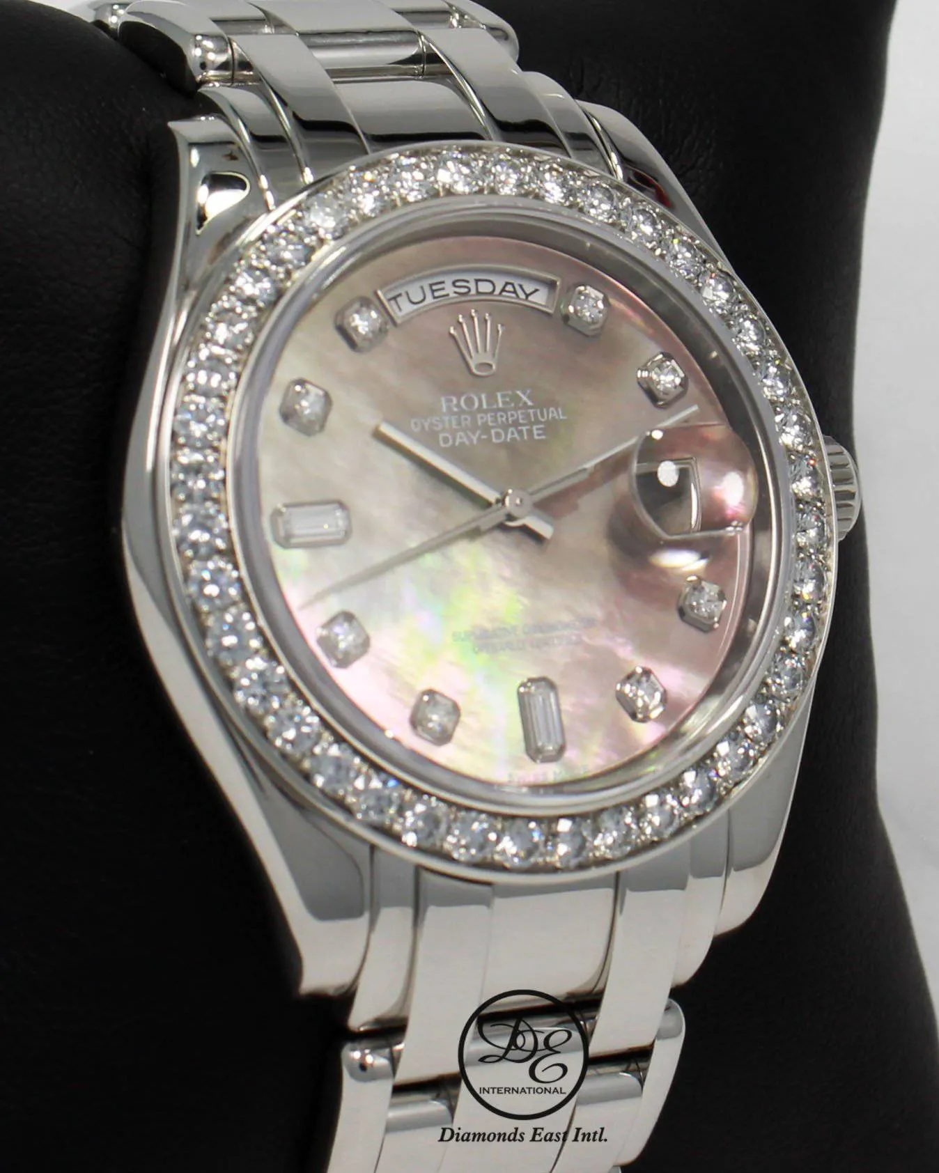ROLEX Masterpiece 18946 Day-Date 39mm Platinum Factory MOP Diamonds Dial Bezel
