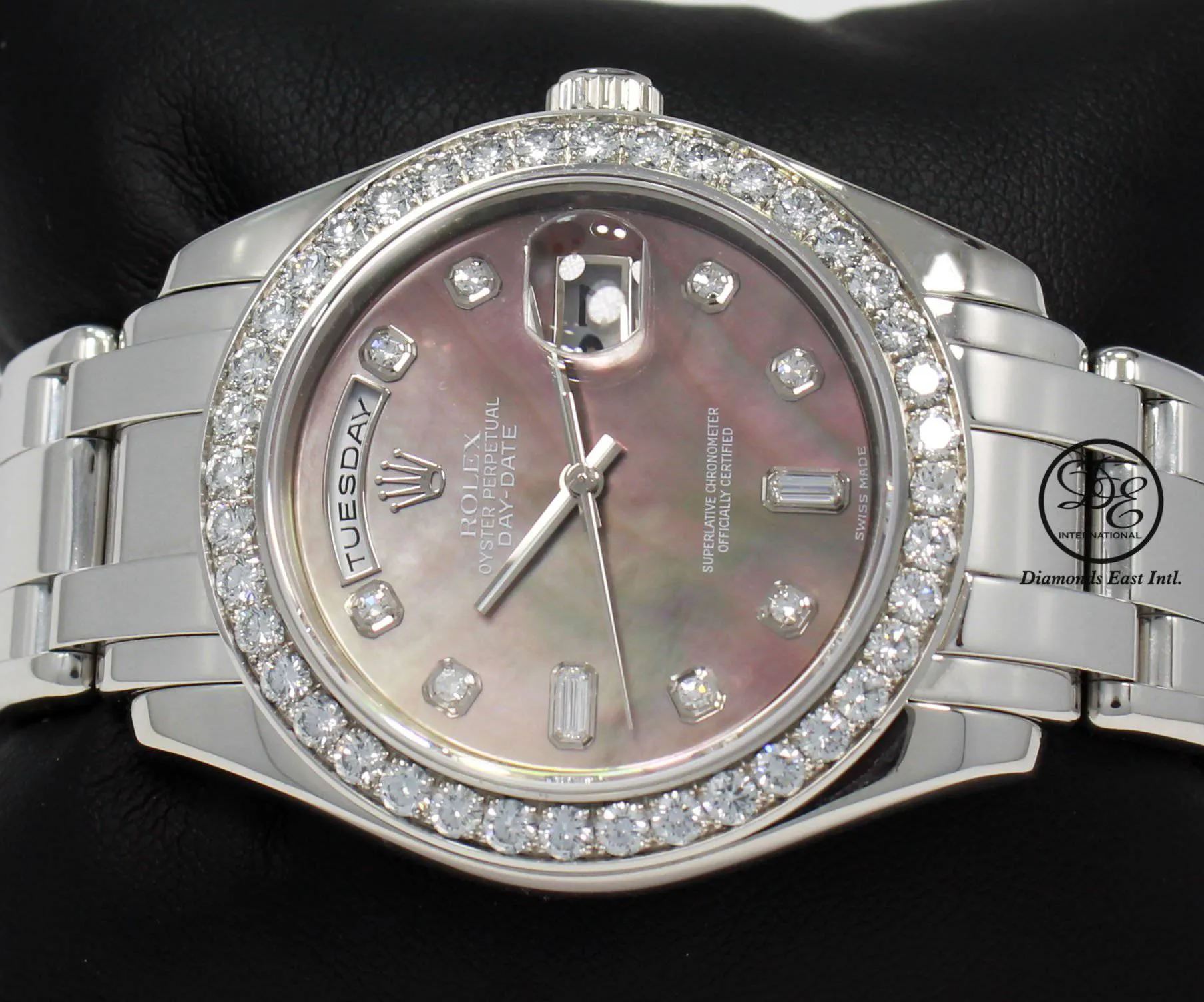 ROLEX Masterpiece 18946 Day-Date 39mm Platinum Factory MOP Diamonds Dial Bezel