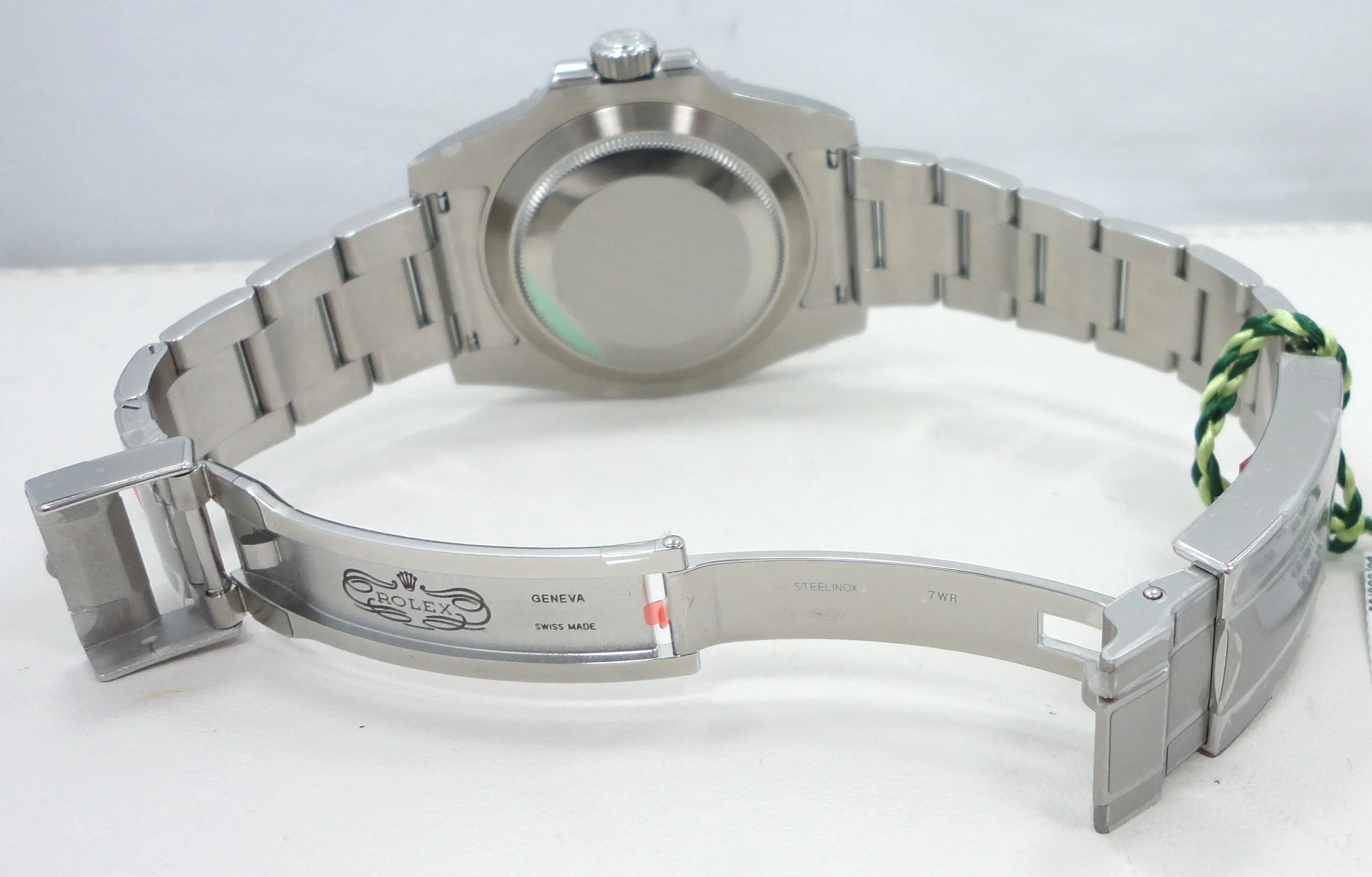Rolex Oyster Perpetual Submariner 116610LV HULK UNWORN