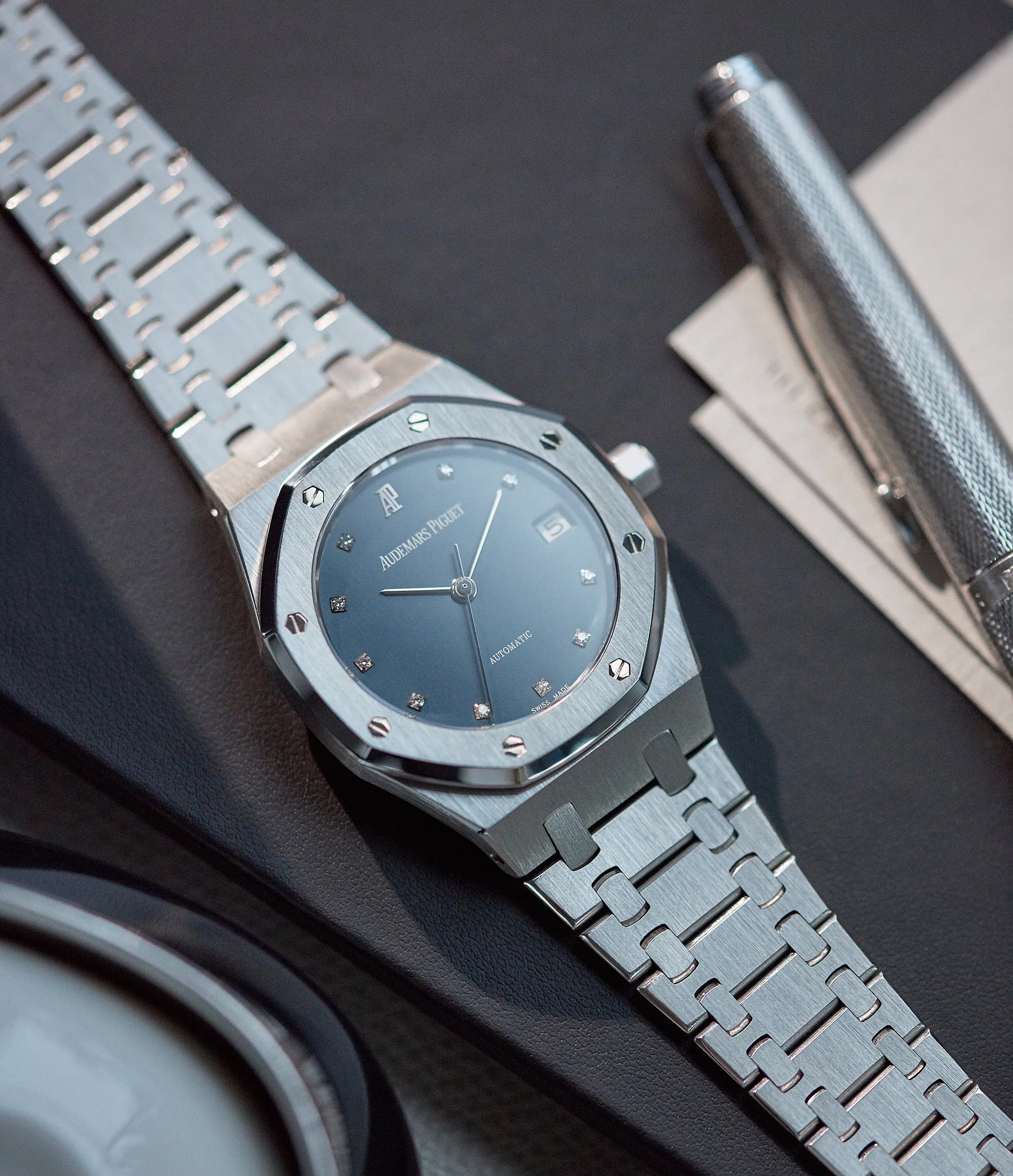 Royal Oak 14790PT | mid-size | platinum
