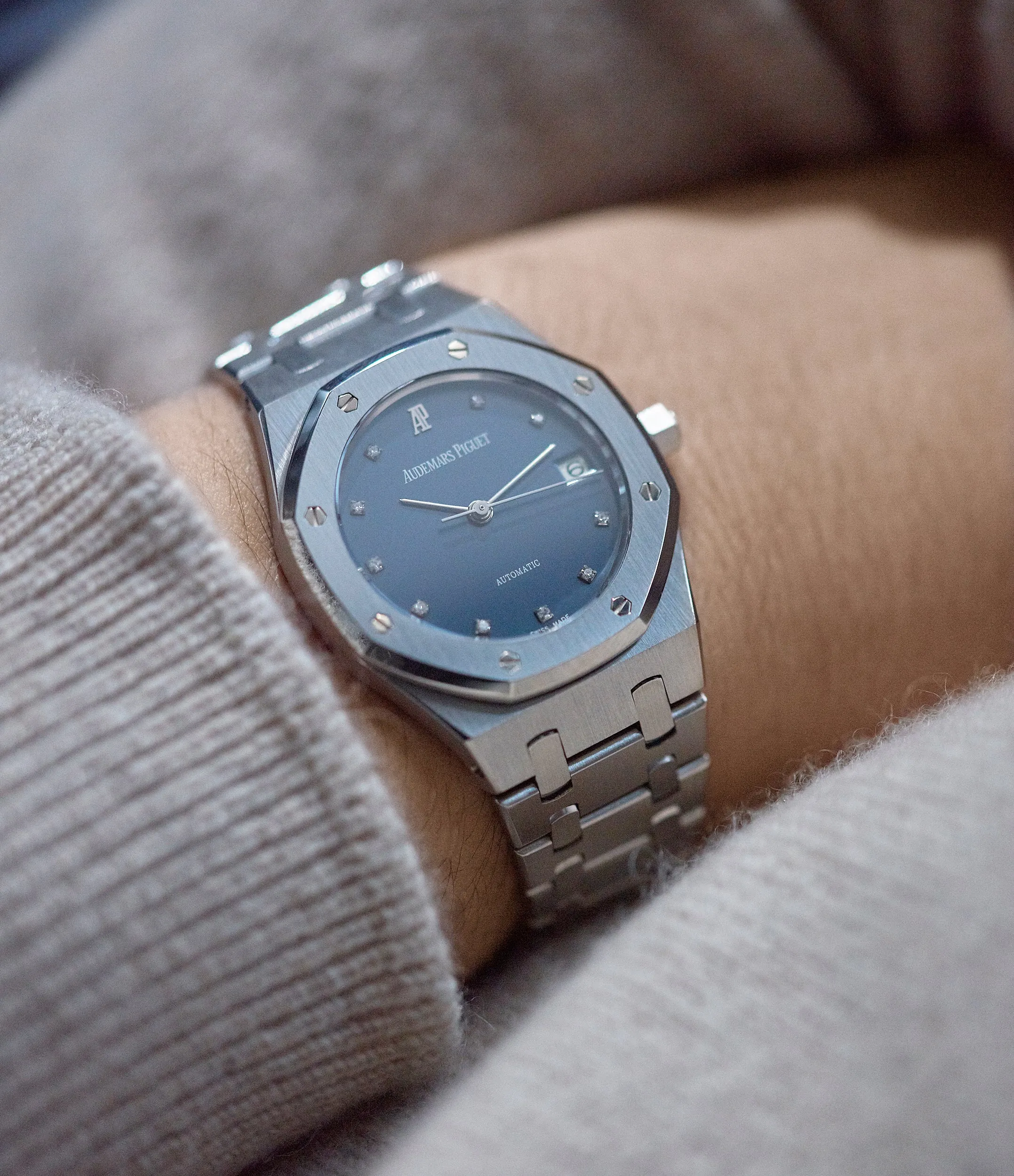 Royal Oak 14790PT | mid-size | platinum