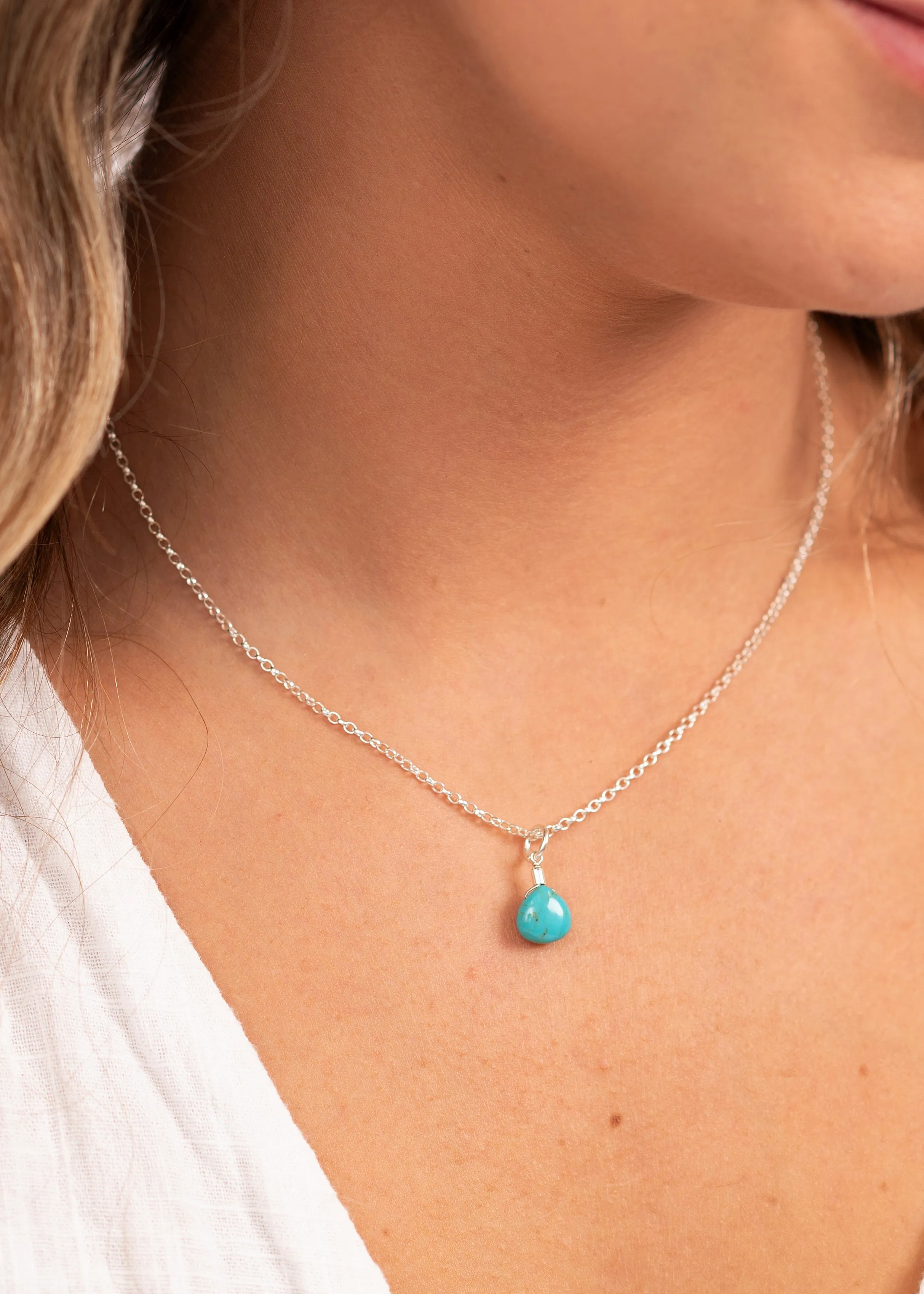 Turquoise Pendant Necklace